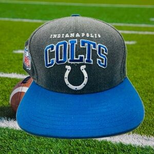 VINTAGE Indianapolis Colts NFL snapback